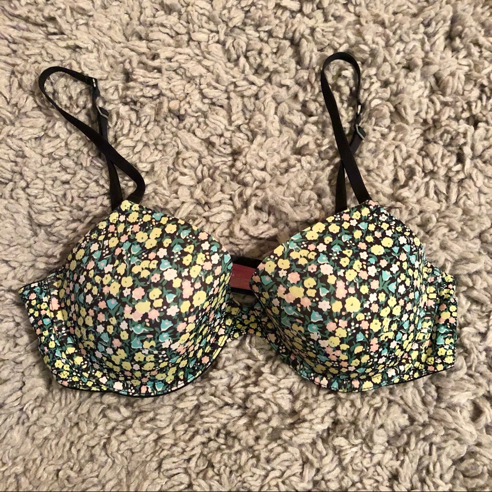 VS Pink black floral bra